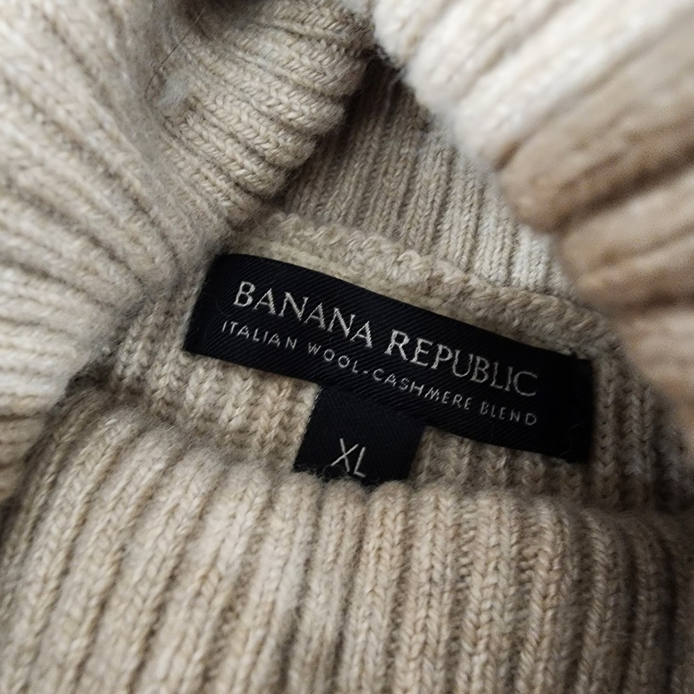 Banana Republic XL Beige Italian Wool Cashmere Blend Ribbed Cowl Neck Sweater - Picture 5 of 6